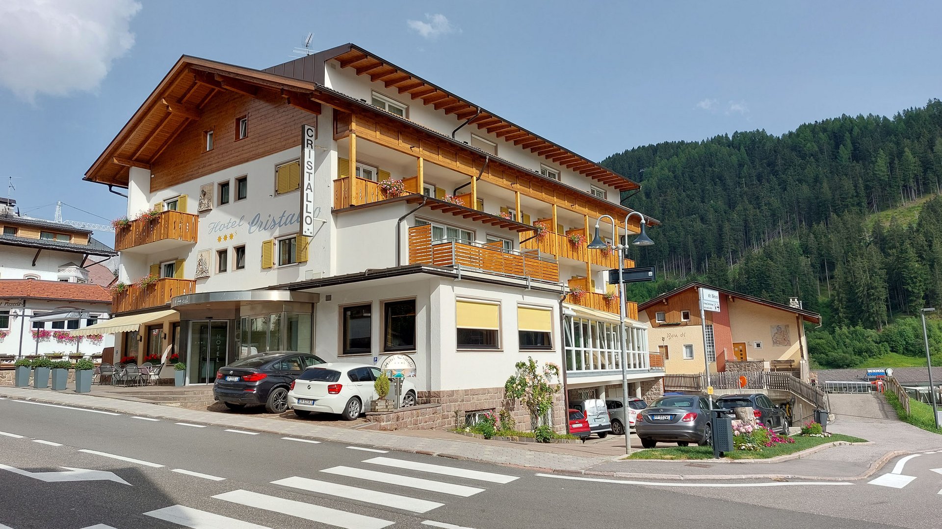 Hotel in St. Christina: the Dolomites within reach